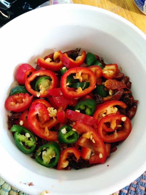 10-Chillies-Roughly-Chopped-20140125111538